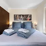 Апартаменты City Apartment *